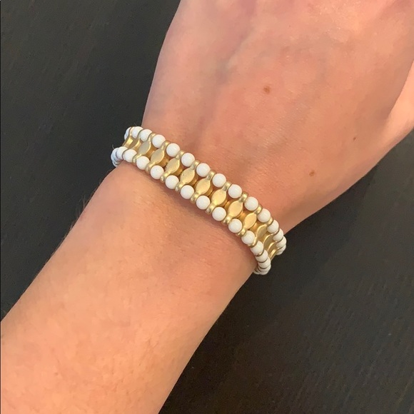 White and Gold Stretchy Bracelet - Picture 3 of 3